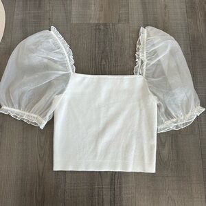 Wilfred White Puff-Sleeve Crop Top